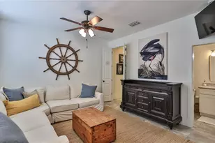 818 Ocean Ave, New Smyrna Beach, FL 32169 - Photo 9