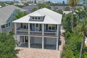 818 Ocean Ave, New Smyrna Beach, FL 32169 - Photo 3