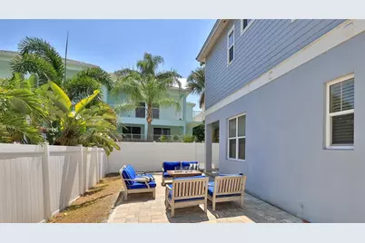 818 Ocean Avenue, New Smyrna Beach, FL 32169 - Photo 5