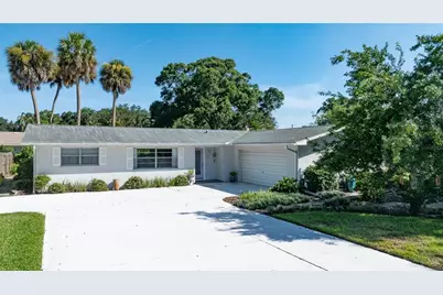 802 Sandwedge Drive, New Smyrna Beach, FL 32168 - Photo 1