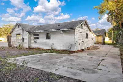 1042 N Dixie Freeway, New Smyrna Beach, FL 32168 - Photo 23