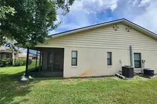 322 Paradise Ln, Edgewater, FL 32132 - Photo 5