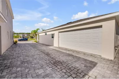 549 Venetian Palms Boulevard, New Smyrna Beach, FL 32168 - Photo 7