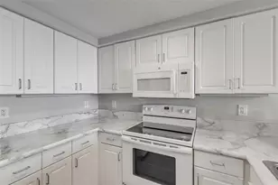 350 N Atlantic Ave, Daytona Beach, FL 32118 - Photo 15