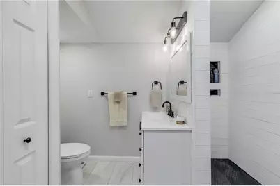1402 E Voorhis Avenue, Deland, FL 32724 - Photo 23