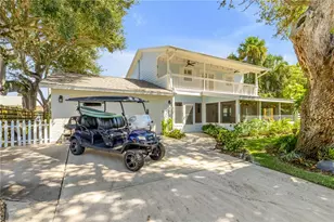 7 Oak Tree Dr, New Smyrna Beach, FL 32169 - Photo 1