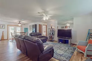 570 Oliver Dr, New Smyrna Beach, FL 32168 - Photo 3