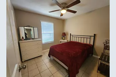 240 Newcomb Street, New Smyrna Beach, FL 32168 - Photo 17