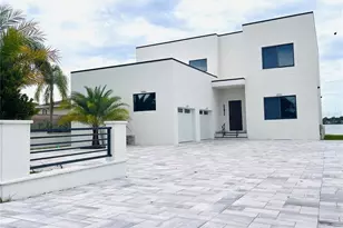 2115 N Halifax Ave, Daytona Beach, FL 32118 - Photo 1