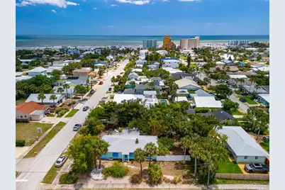705 N Peninsula Avenue, New Smyrna Beach, FL 32169 - Photo 1