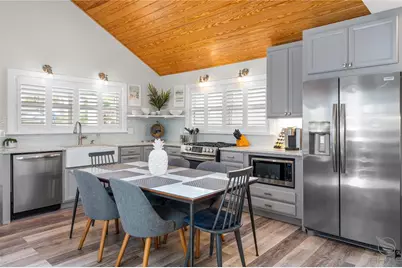 305 Live Oak, New Smyrna Beach, FL 32168 - Photo 19
