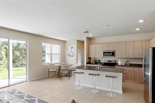 720 Montana Ave SE, Palm Bay, FL 32909 - Photo 7