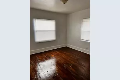 510 26th St S, Saint Petersburg, FL 33712 - Photo 3