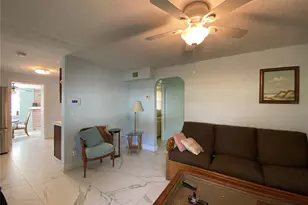 910 Lake Ave, Edgewater, FL 32132 - Photo 5