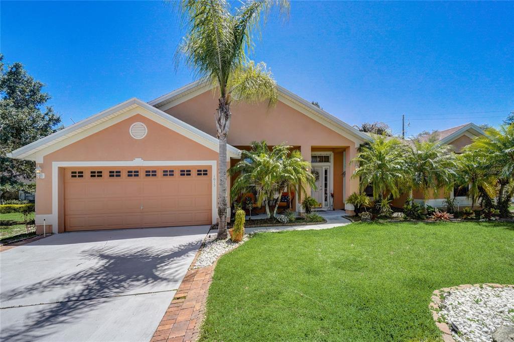 1015 Chisholm Estates Dr, Saint Cloud, FL 34771 MLS O6110093