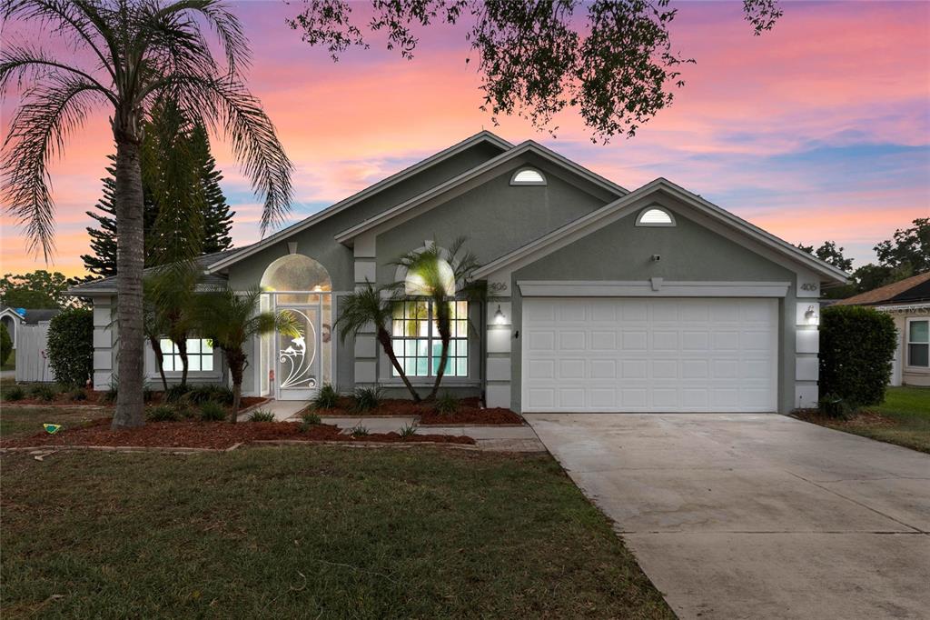 406 Via Del Sol Dr, Davenport, FL 33896 - MLS O6112538 - Coldwell Banker