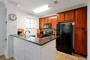 904 Charo Pkwy, Davenport, FL 33897 - Photo 7