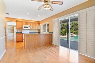 405 Oak Hill Dr - Photo 11