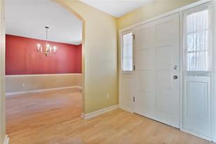 405 Oak Hill Dr - Photo 3