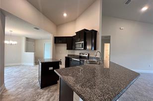 2026 Rio Grande Canyon Loop, Kissimmee FL  34759-5965 exterior