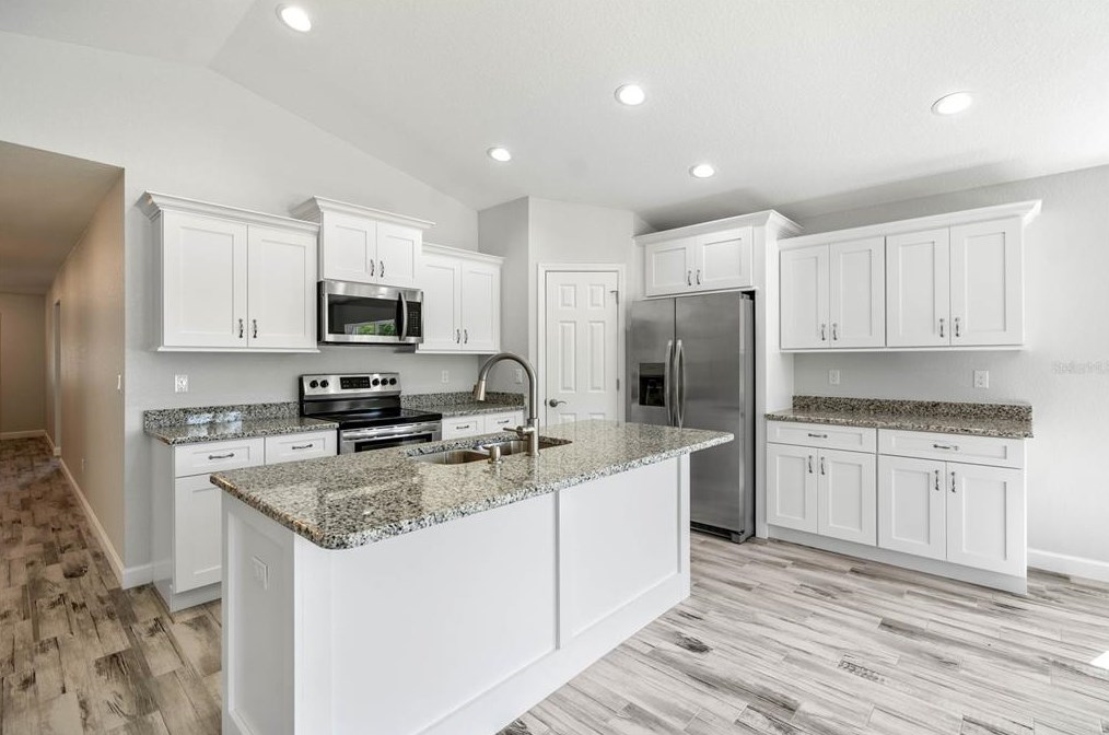 8962 Sheppard Dr, Lake Wales FL  33898-7281 exterior