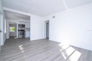 2413 Drake Dr - Photo 13
