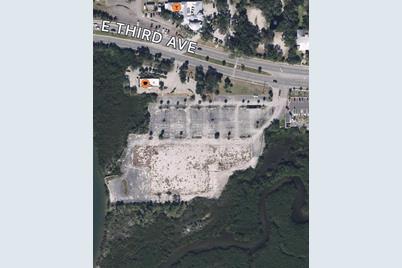 429 E 3rd Avenue, New Smyrna Beach, FL 32169 - Photo 5