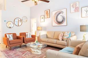 172 Fox Loop, Davenport FL  33837-3821 exterior