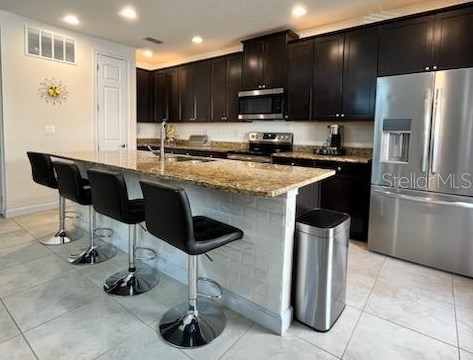 657 Hangnest Ln, Lake Mary FL  32746-7658 exterior