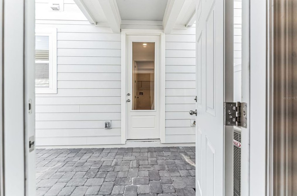 6525 Cyrils Dr, Saint Cloud FL  34771-9205 exterior