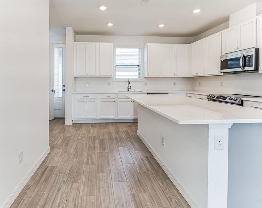 6525 Cyrils Dr, Saint Cloud FL  34771-9205 exterior