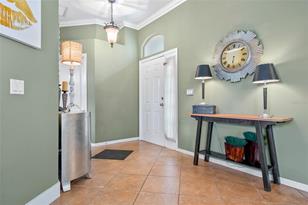 208 Wimbledon Cir - Photo 3