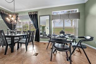 208 Wimbledon Cir - Photo 13