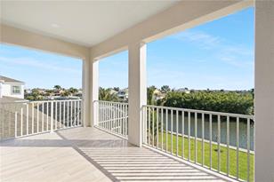 988 Signet Dr - Photo 13