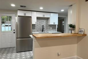 6430 Summit Dr - Photo 9