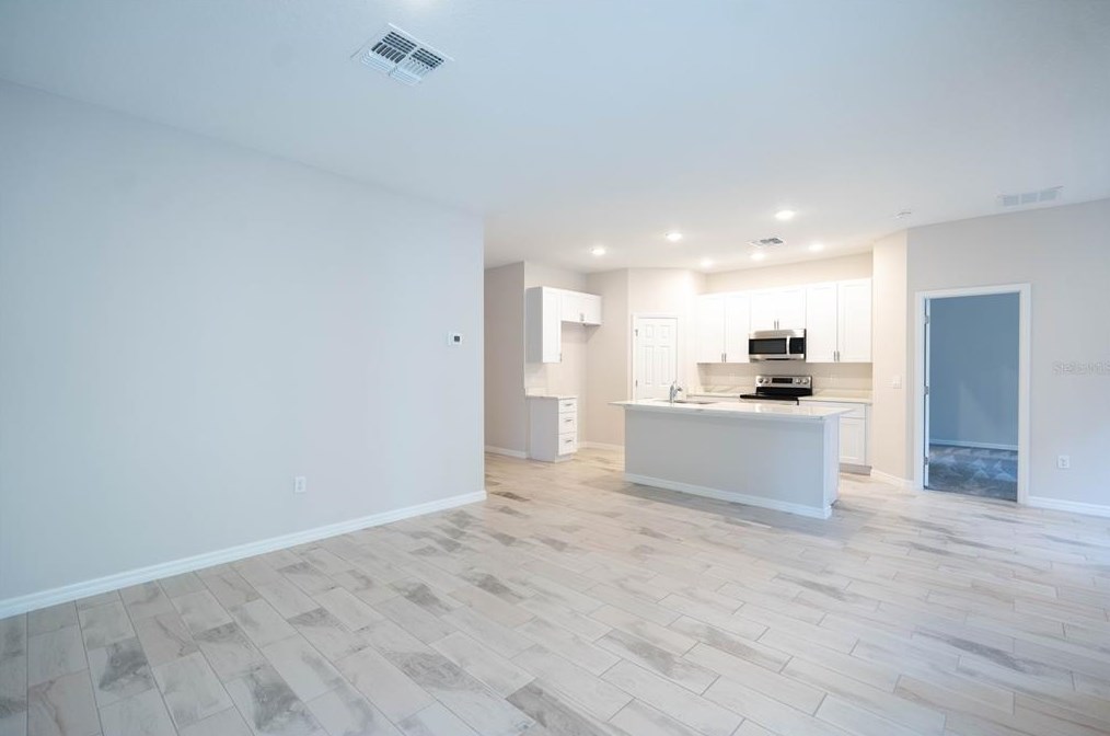 1795 15th St, Orange City FL  32763-3110 exterior