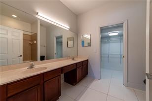 10224 Vickers Ridge Dr - Photo 9