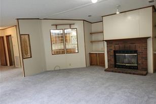 3324 Royal Oak Dr W, Mulberry, FL 33860 - Photo 5