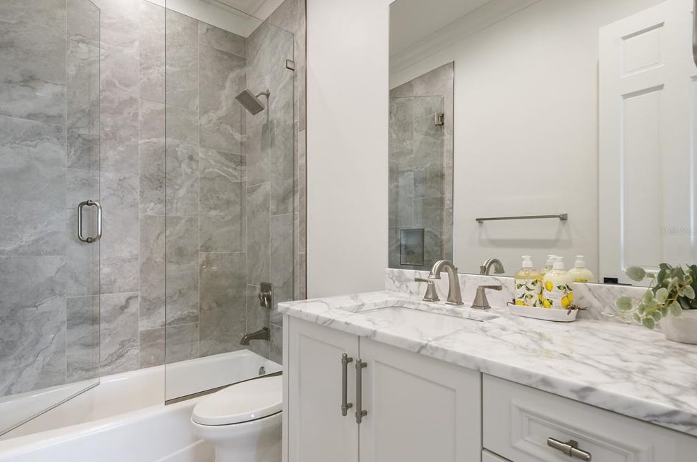 570 Manor Rd, Maitland FL  32751-5760 exterior