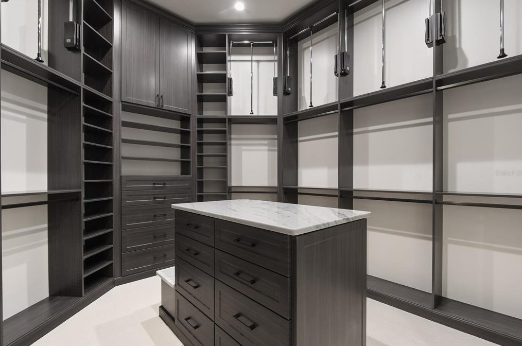 570 Manor Rd, Maitland FL  32751-5760 exterior