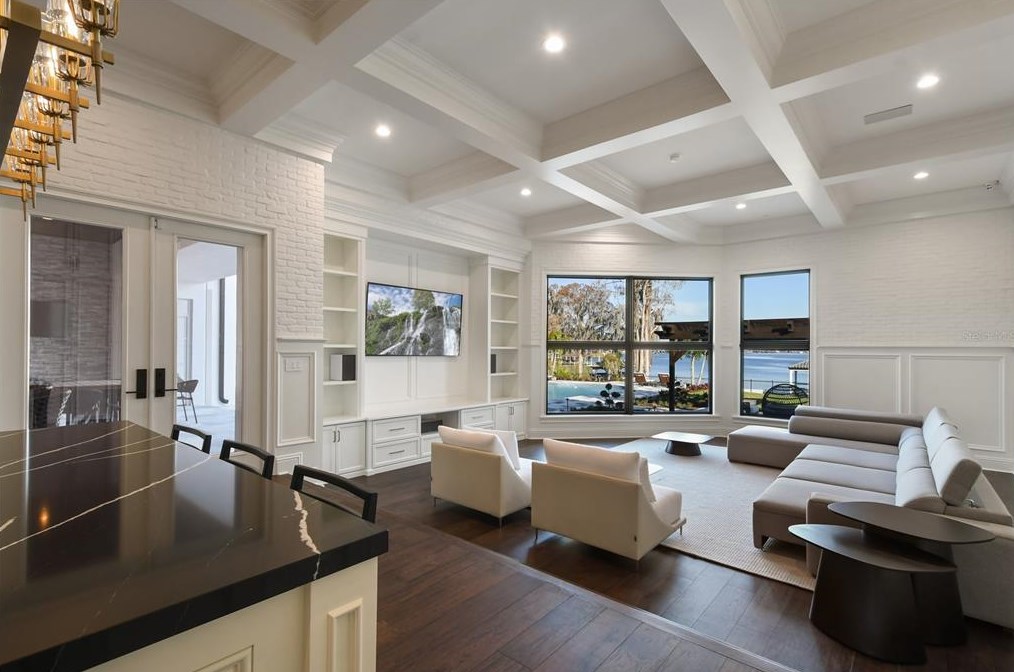 570 Manor Rd, Maitland FL  32751-5760 exterior