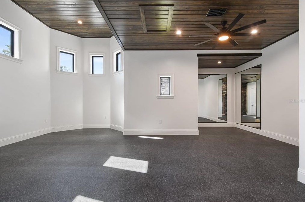 570 Manor Rd, Maitland FL  32751-5760 exterior