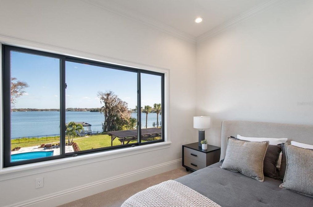 570 Manor Rd, Maitland FL  32751-5760 exterior