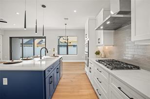 1403 Michigan Ave - Photo 5
