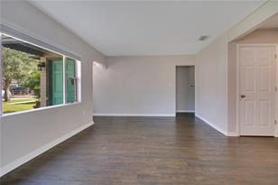 1303 Canterbury Rd - Photo 7