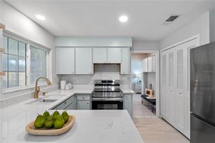 1486 Saxon Blvd - Photo 5