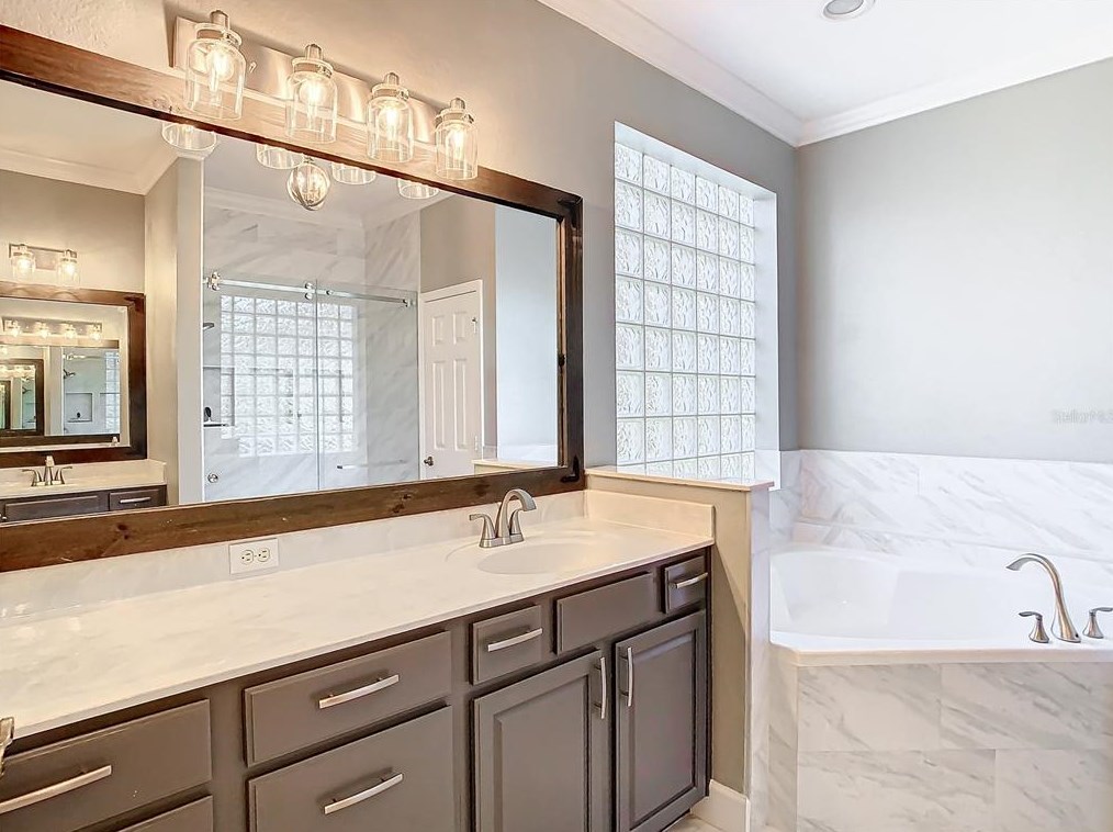104 Pine Side Dr, De Bary FL  32713-2520 exterior