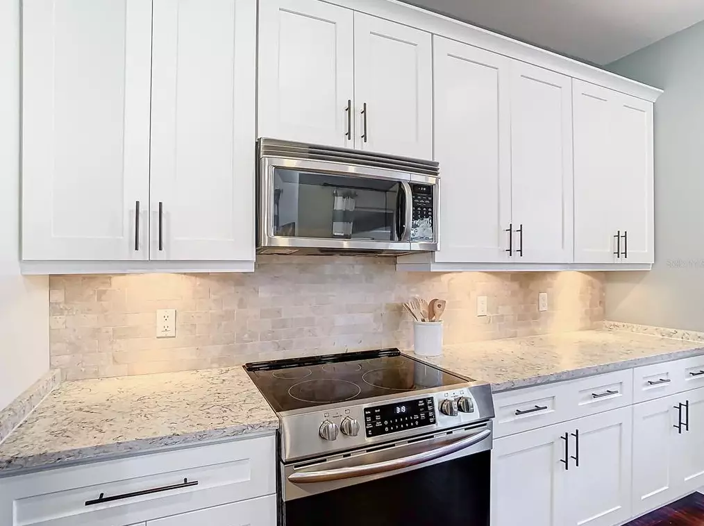 104 Pine Side Dr, De Bary FL  32713-2520 exterior
