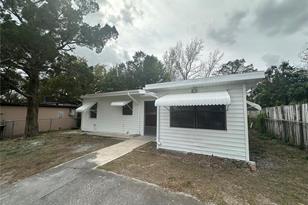 818 Ferndell - Photo 3