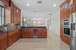 10233 Malpas Point - Photo 5